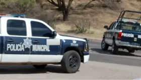 Chocan patrulla en el bulevar El Greco