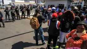 Trump elogia a México por labor en la frontera y... reprueba a China