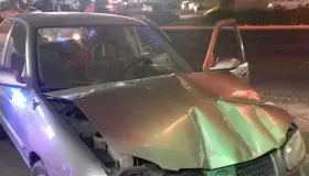 Resulta mujer lesionada en accidente vehicular