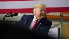 'No tengo ni un hueso racista en mi cuerpo': Trump