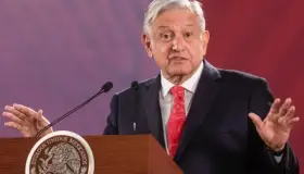 Confirma López Obrador reunión con legisladores de EU por T-MEC