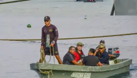 Rescatan a pescadores mexicanos