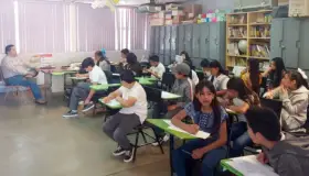 Aprenden 135 mil alumnos idioma Inglés: Víctor Guerrero
