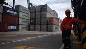 FMI estima en 0.9% pronóstico de crecimiento de México