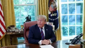 Corte Suprema autoriza a Trump 2 mil 500 mdd para el muro