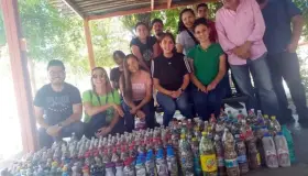 Recolectan 40 kilos de colillas de cigarro