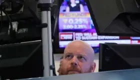 La Fed baja los tipos de interés en EU ante debilidad global