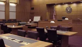 Detienen adolescente con una libra de heroína