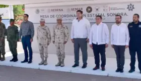 Decomisan vehículos blindados