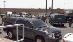 Tiroteo deja varios muertos en centro comercial de Texas