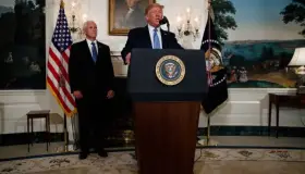 Trump da condolencias a México y condena racismo