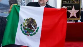 Guillermo del Toro recibe su estrella en el Paseo de la Fama