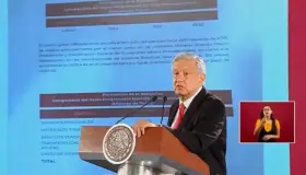 AMLO niega despilfarro de Presidencia y exige disculpa