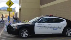 Aumentan vigilancia en tiendas de Arizona