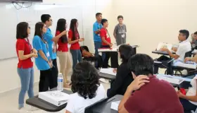 Instruyen a Embajadores de la Ciencia