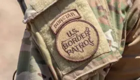 Rescatan a grupo de migrantes en desierto