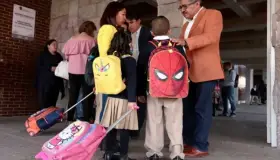 Inician clases en el país 25.4 millones de estudiantes