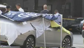 Fallece bebé al interior de vehículo