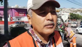 Dan mantenimiento a calles de la ciudad