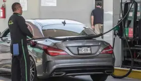 A partir del sábado sube IEPS de gasolina Magna y Diésel