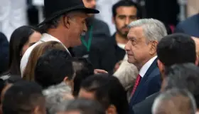 Pide López Obrador a Mireles se disculpe por dichos misóginos