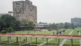 Plantea AMLO quitar examen de admisión para universidades