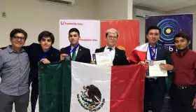 Logra estudiante de Cobach plata