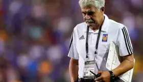 El ‘Tuca’ Ferretti sufre accidente automovilístico