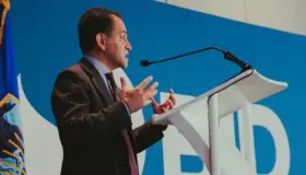 Desaceleración y devolución de IVA, causas de caída en ingresos: SHCP