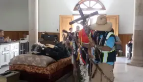 Cumplen manda a San Francisco