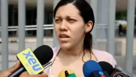 Bebé se les cae de incubadora en un hospital de Veracruz