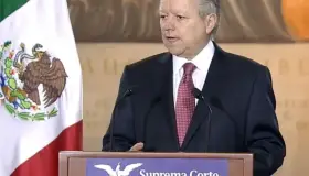 Suspenden a magistrado por inconsistencias financieras importantes