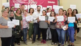 Reciben emprendedoras apoyo