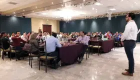 Certifican a personal educativo