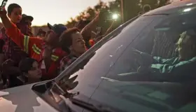 Pide López Obrador a pueblos indígenas no avergonzarse de su origen y cultura