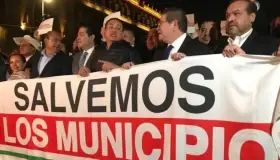 Asignan 31 mil 600 millones extra a alcaldes