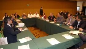 Signa SEC acuerdos con instituciones de Arizona