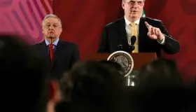 México no aceptará presiones de EU por asilo a Evo Morales