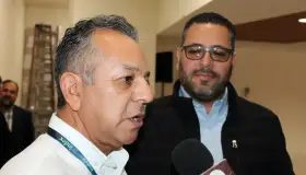 Entrega AMS becas a 200 estudiantes