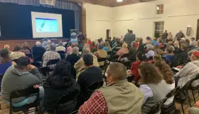 Avanzan negociaciones sobre aterrizaje