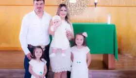 Miguel Ángel Mada recibe el Primer Sacramento