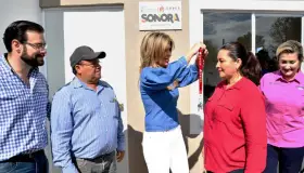 Entrega Gobernadora viviendas