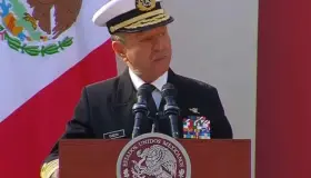 Armada refrenda lealtad absoluta 'bajo cualquier circunstancia' al Gobierno