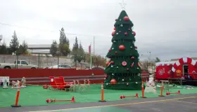 Anuncian Villa Coca Cola