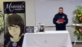 Dan último adiós a mujer Policía