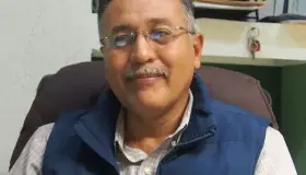 Pausan trabajos de bacheo por lluvias