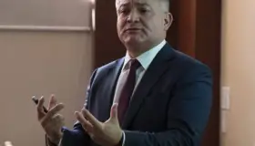 UIF congeló cuentas de García Luna esta semana: Santiago Nieto