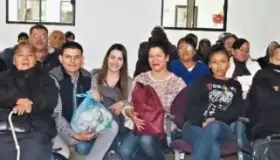 Entrega Ayuntamiento apoyos a 150 familias