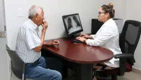 Detallan síntomas de la neumonía