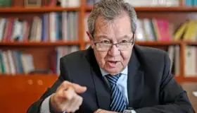 Morena no debe caer en vicios del PRI: Muñoz Ledo